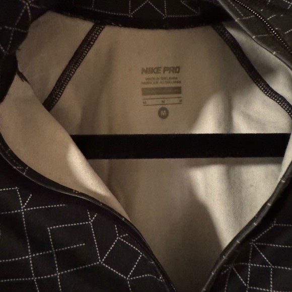 Nike Pro top women’s long sleeve half zip - Picture 2 of 7